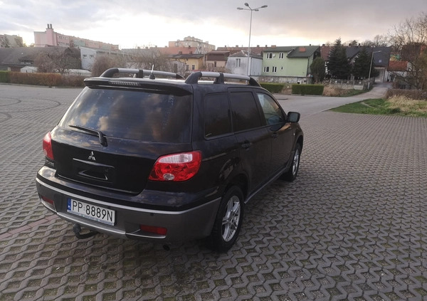 Mitsubishi Outlander cena 15500 przebieg: 175000, rok produkcji 2005 z Wyrzysk małe 16